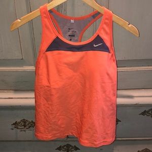 NIKE WORKOUT TOP